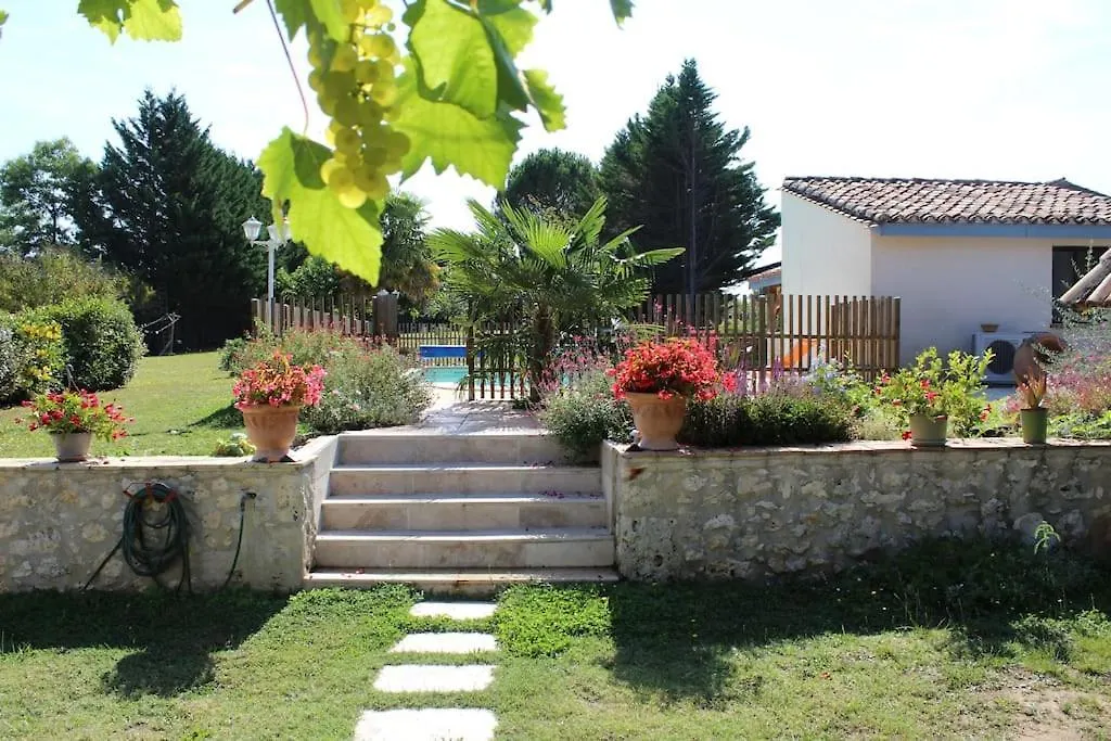 Gite La Grange Du Pech Lacour Hébergement de vacances